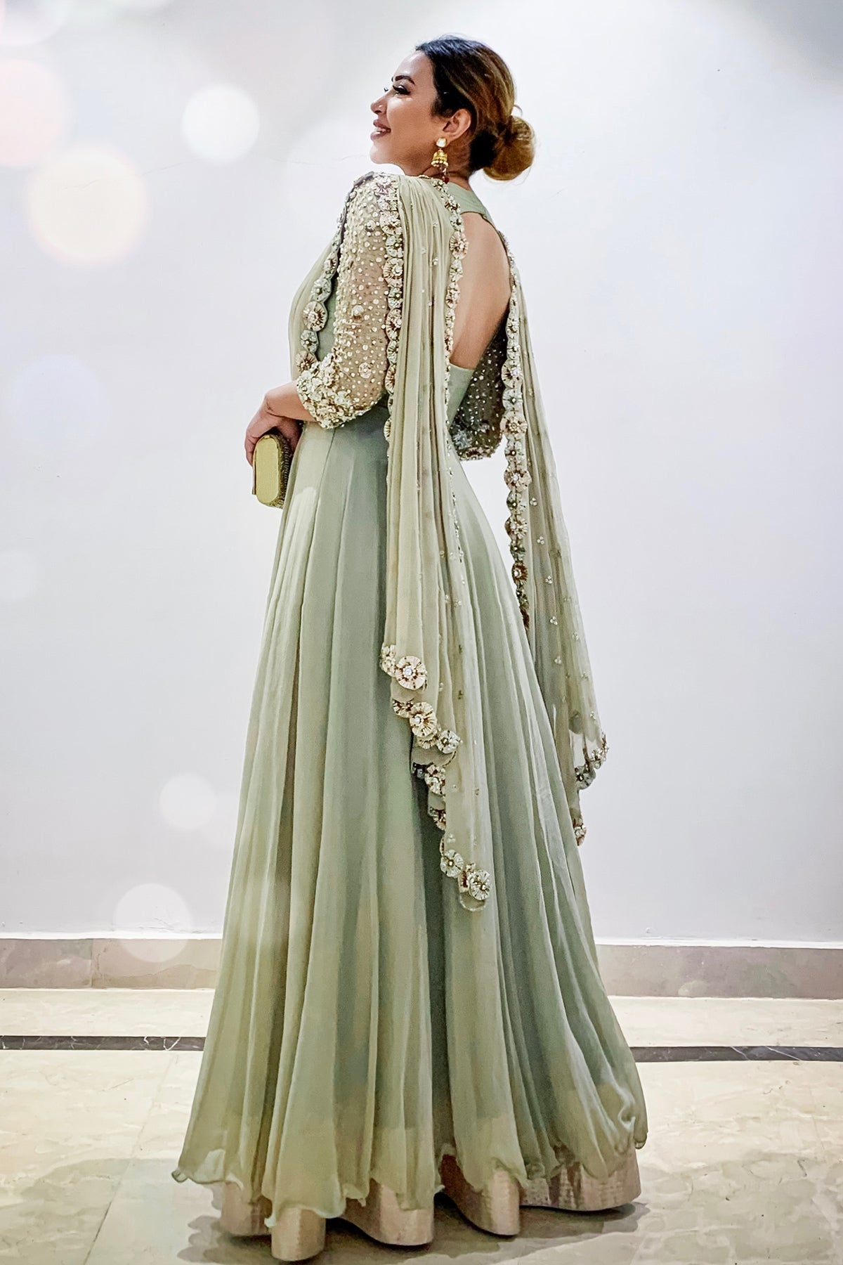 Akriti Kakar in Kamadhenu Timeless Anarkali