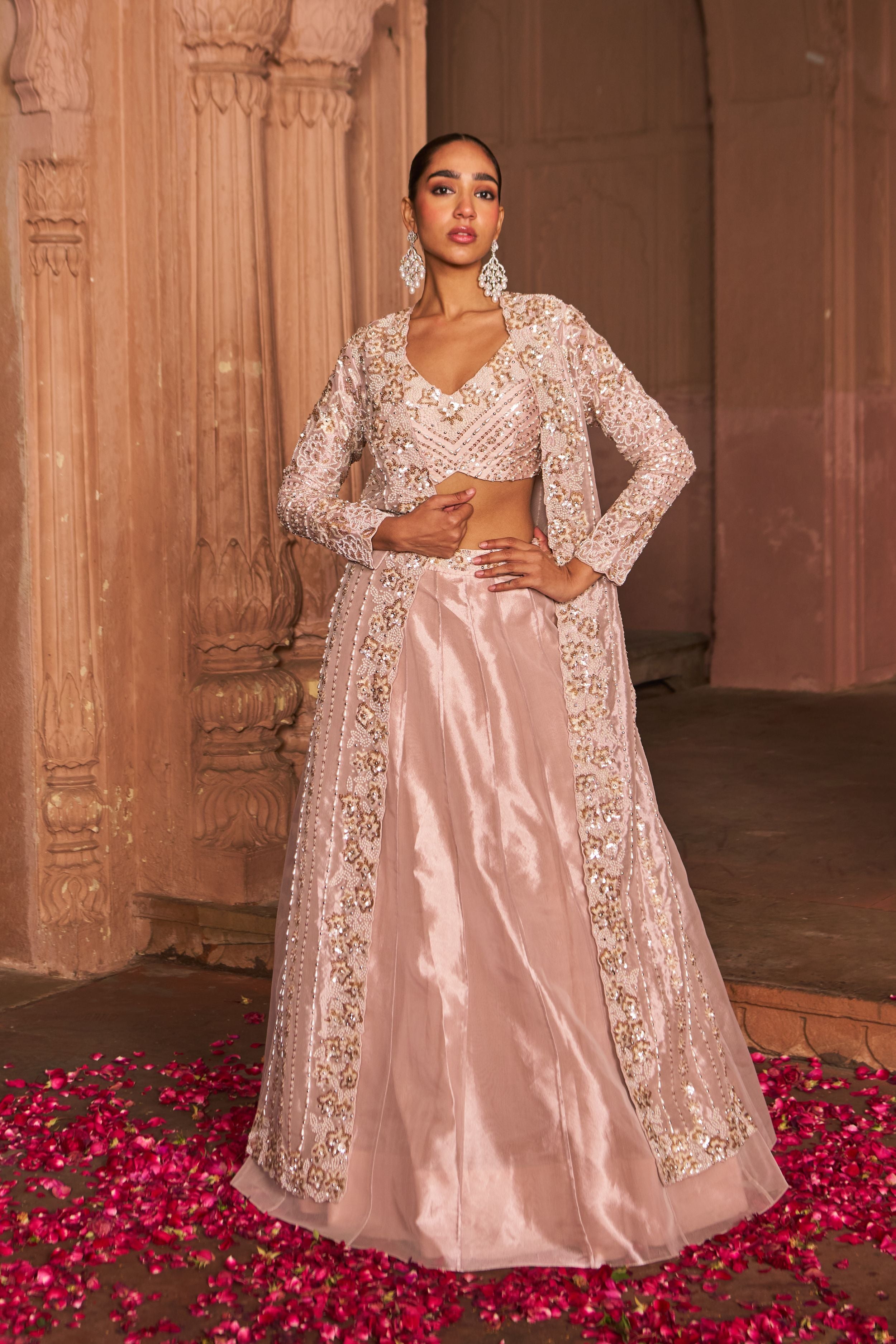 BASHAASH-E-JASHAN LEHENGA SET