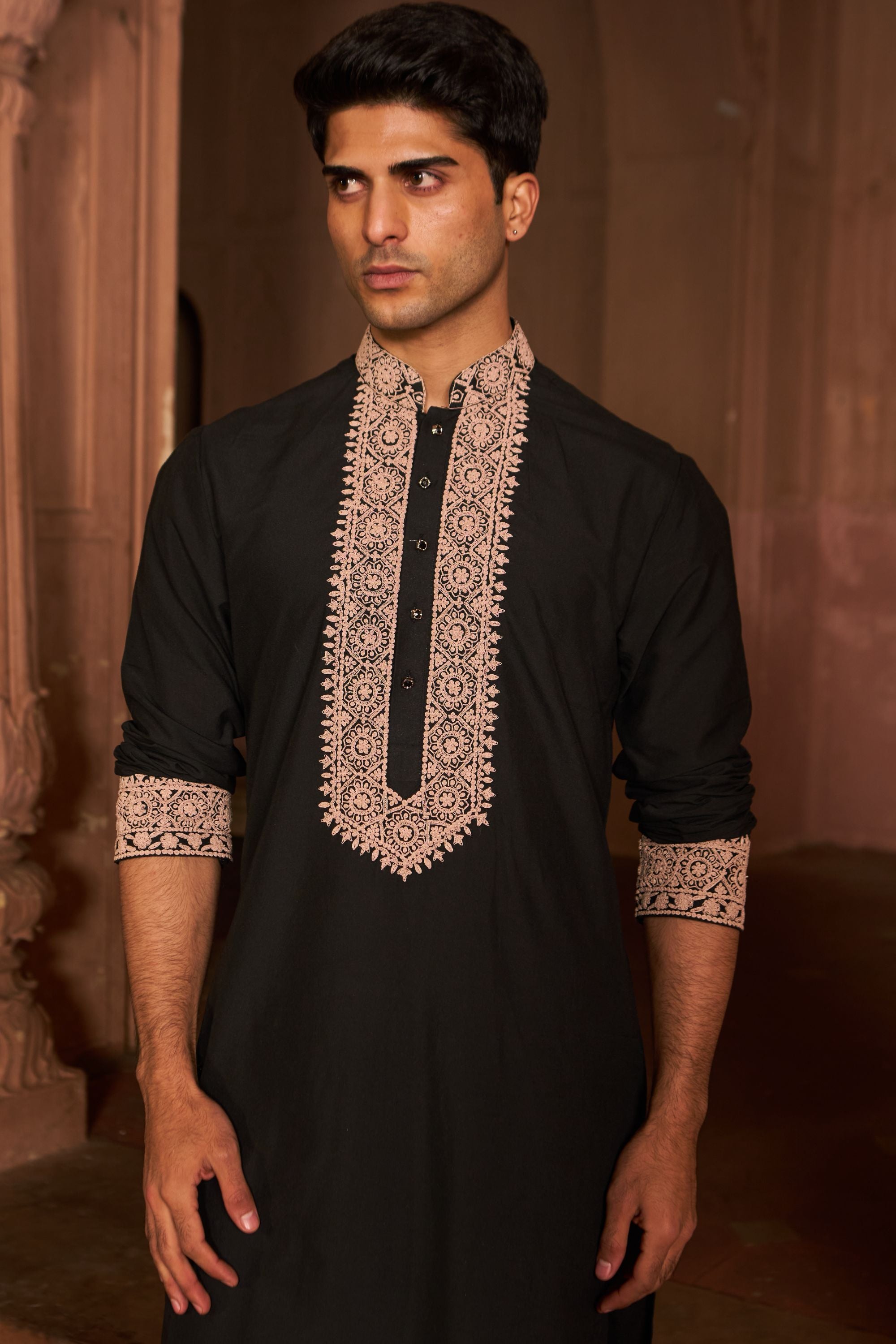 BLACK KURTA SET