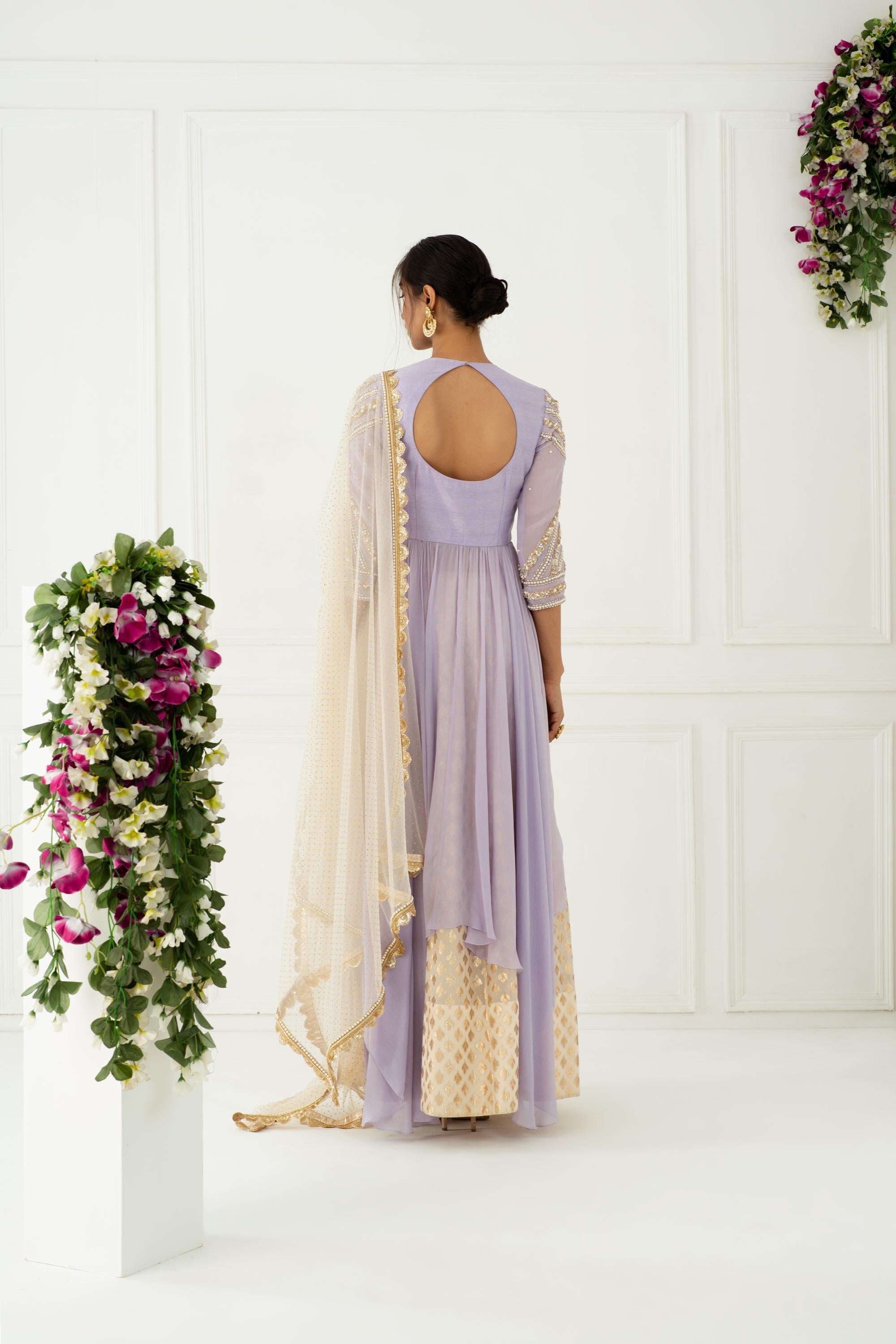 Women's Embroidered Lilac Drape Kurta Set