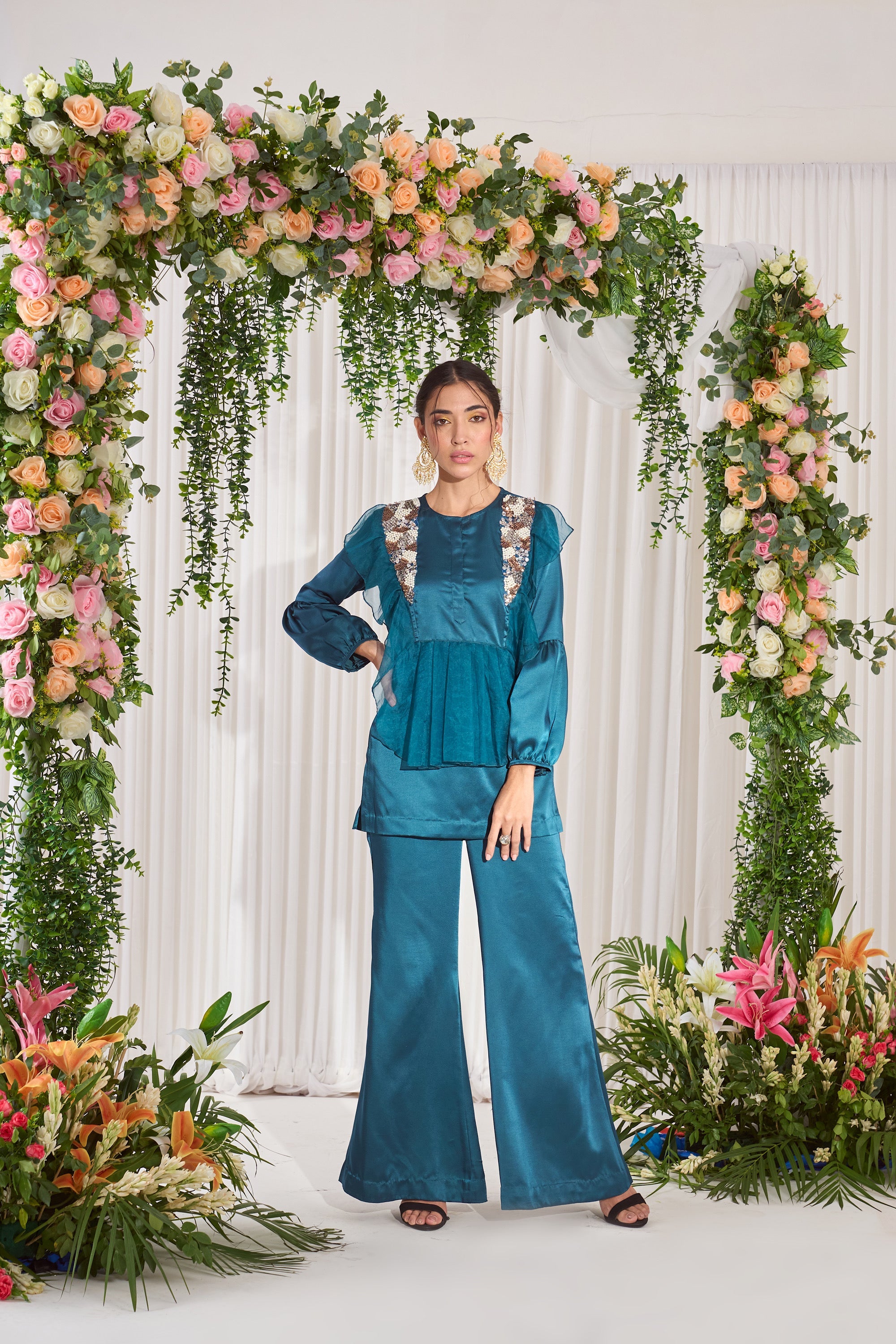 Buy Morni Kurta - Peacock Blue Embroidered | Nidhika Shekhar