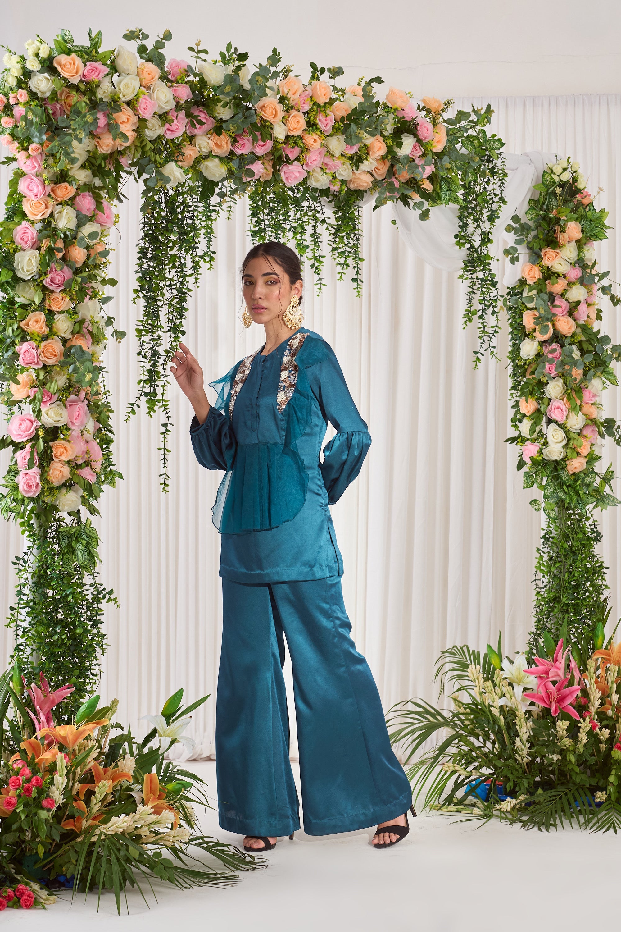 Buy Morni Kurta - Peacock Blue Embroidered | Nidhika Shekhar