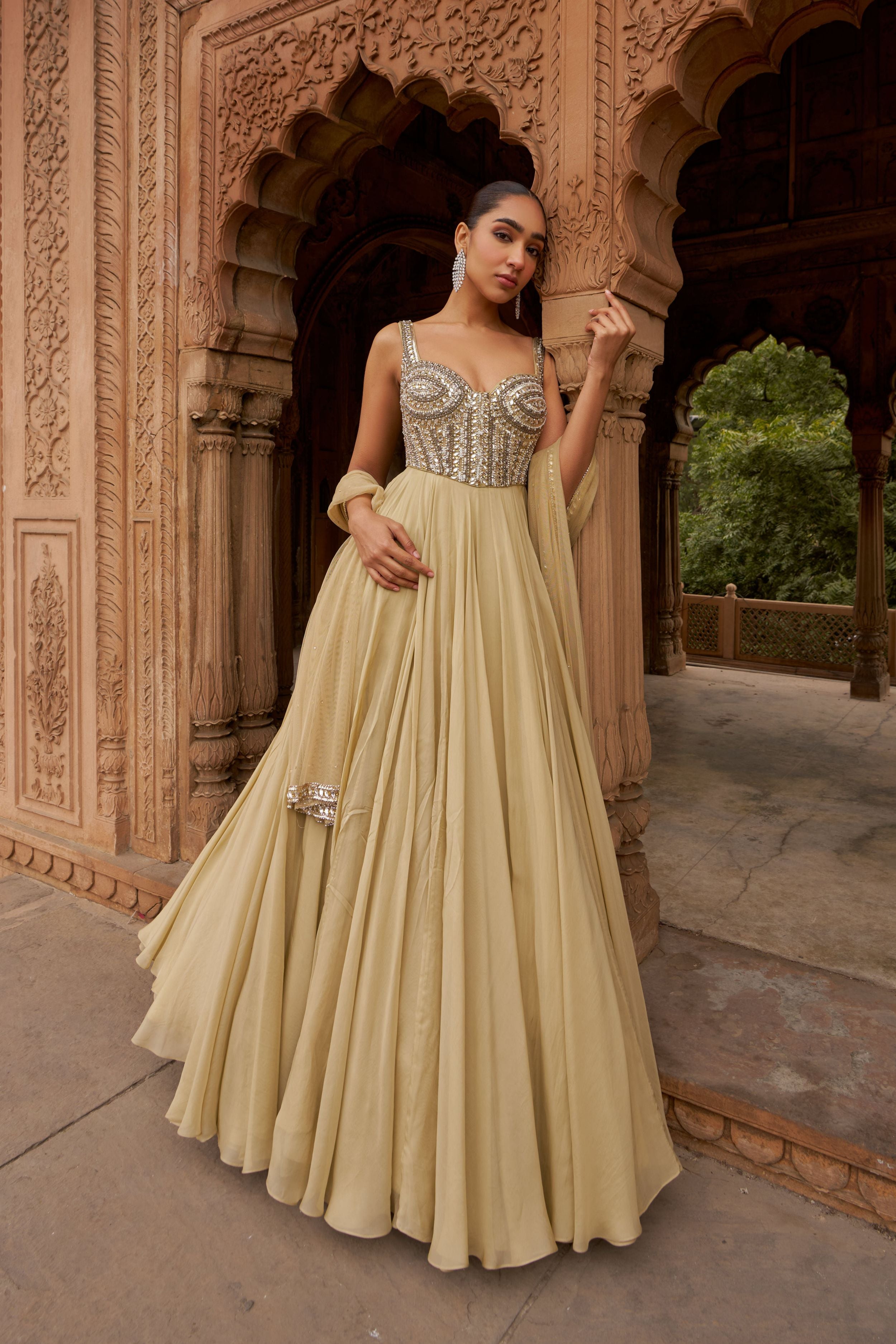 JASHNAA SUNHERI GOWN