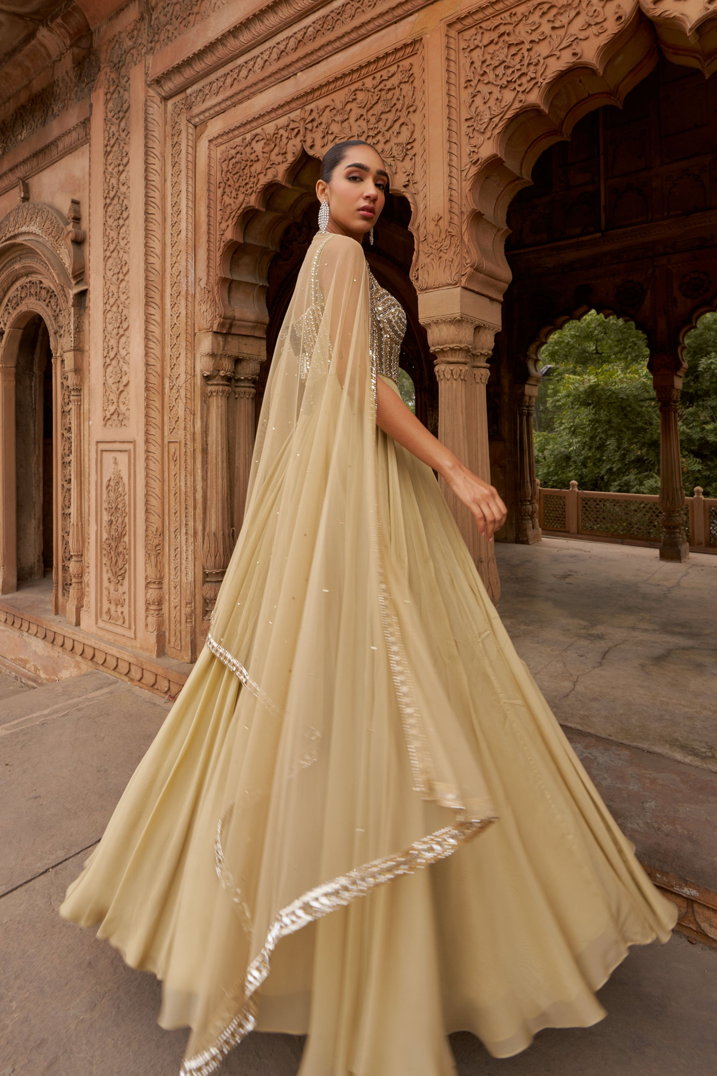 JASHNAA SUNHERI GOWN