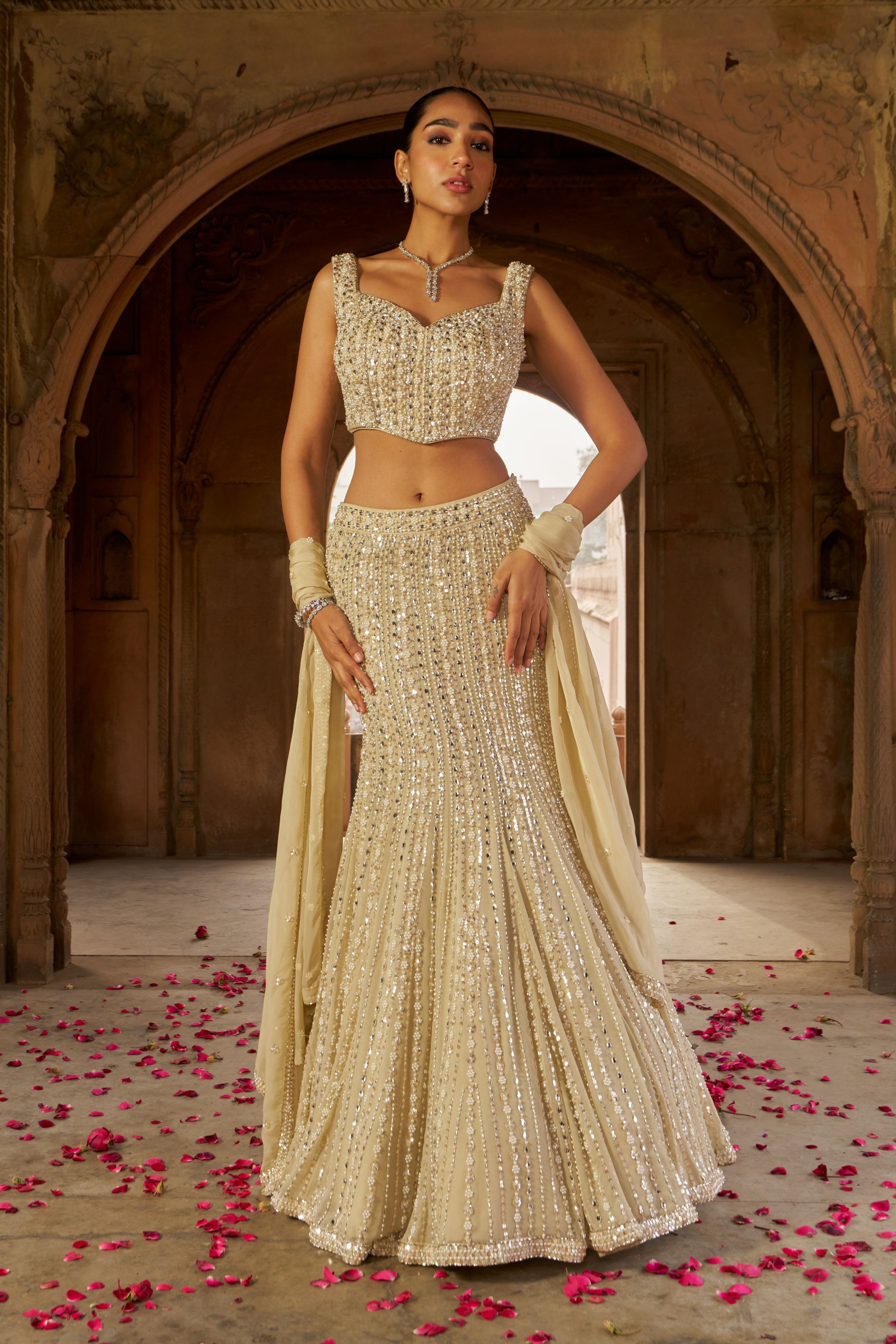 JASHNA-E-DILL LEHENGA SET