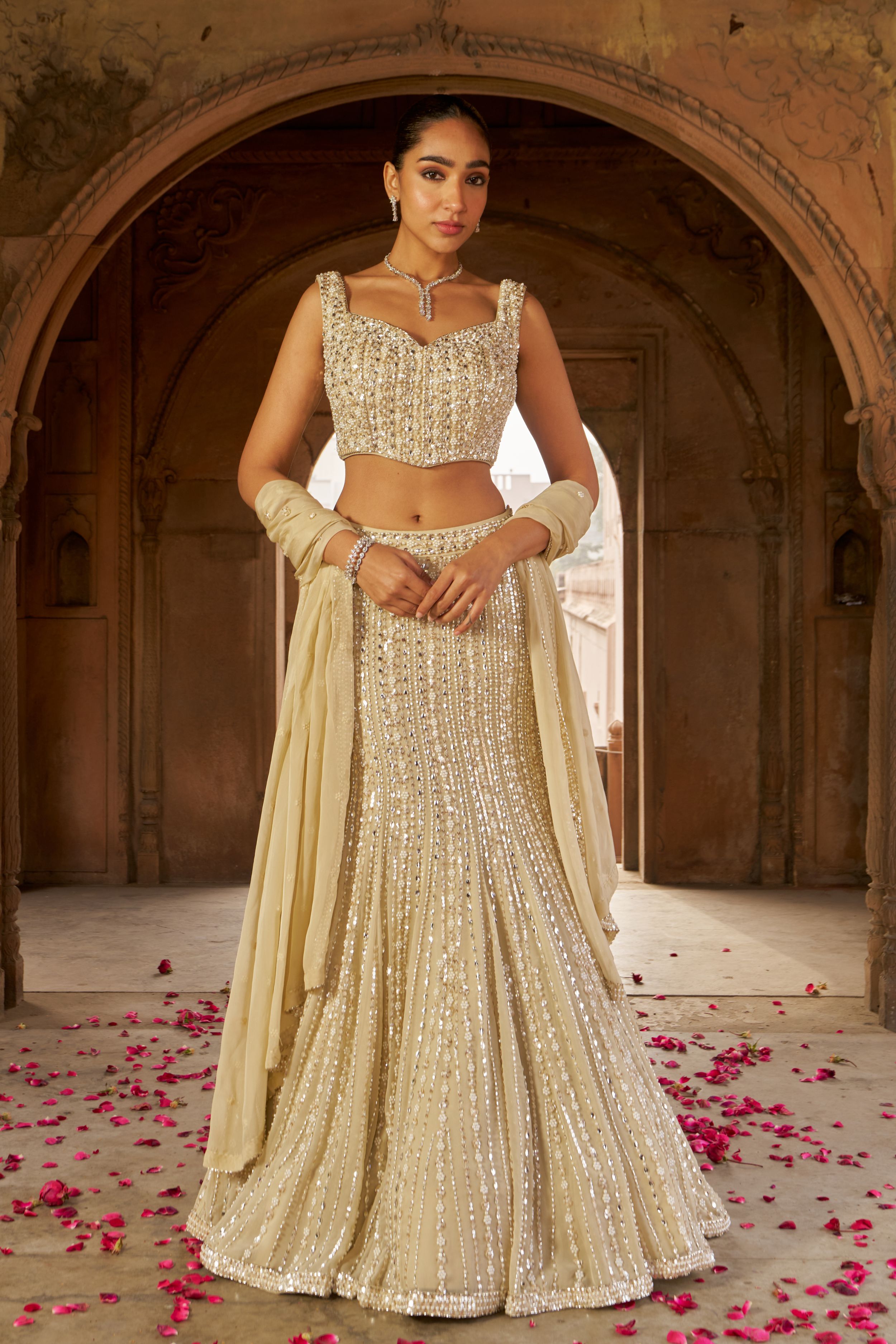 JASHNA-E-DILL LEHENGA SET