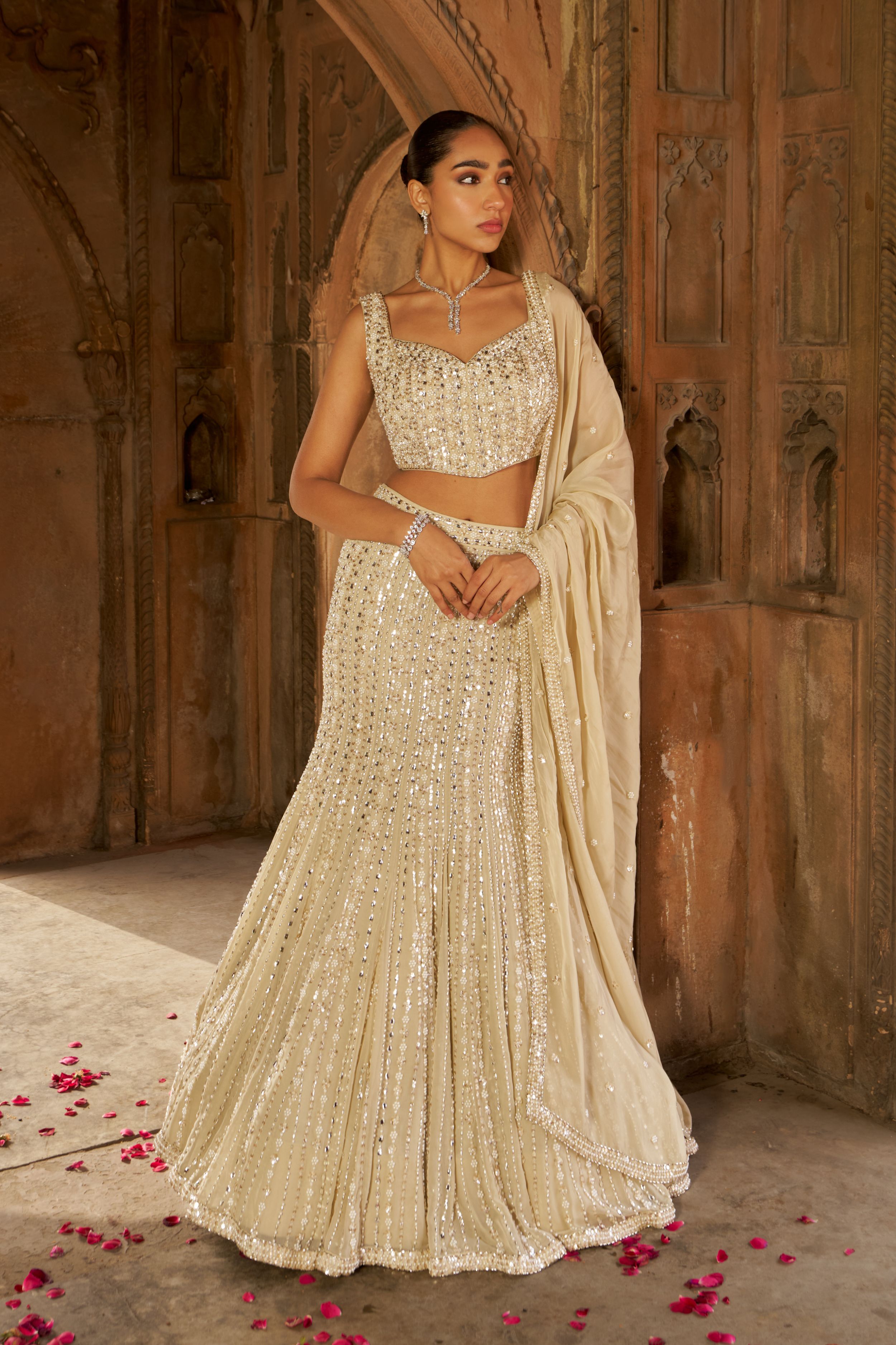 JASHNA-E-DILL LEHENGA SET